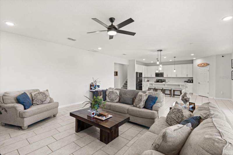 5 bedroom Single Family Residence at 1458 Flatwood Street, Wiregrass Ph 2, St Cloud — photo 5