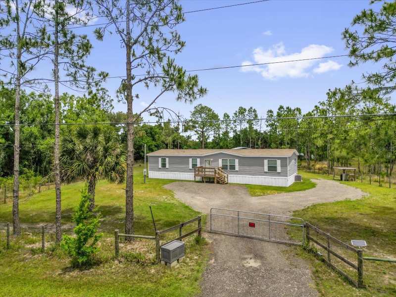 4 bedroom Manufactured Home at 9165 Luna Drive, Canaveral Acres 1, St Cloud — photo 1