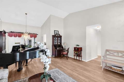 3960 Tarpon Pointe Circle, Palm Harbor FL - photo 6 of 6