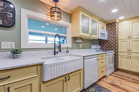 5421 Mohawk Street, Zephyrhills FL - photo 6 of 6