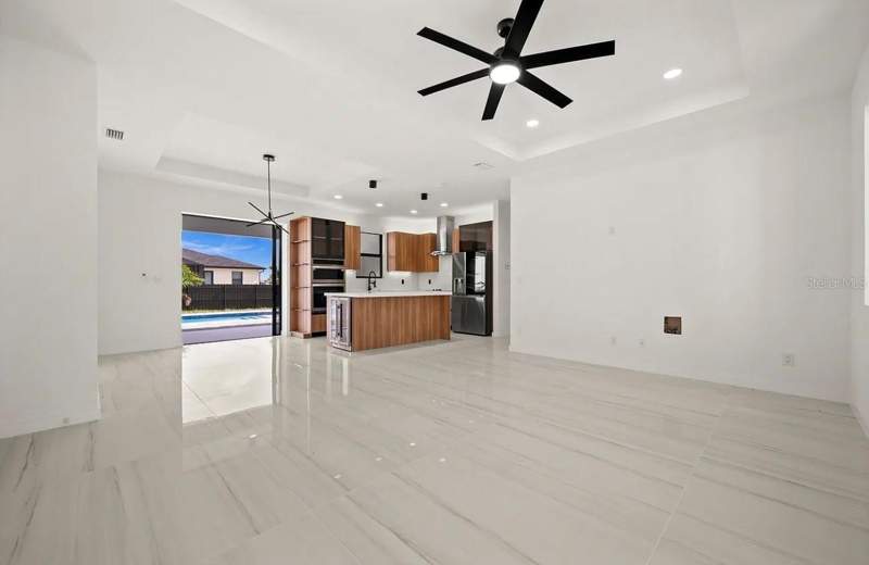 3 bedroom Single Family Residence at 1805 NW 12th Street, Cape Coral, Cape Coral — photo 4
