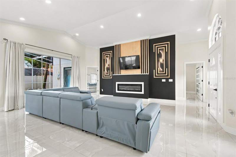 3 bedroom Single Family Residence at 3817 105th Avenue, Lakes Unit 2 Ph 2 The, Clearwater — photo 5