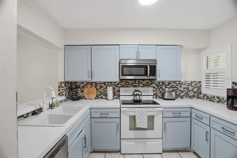 2 bedroom Condominium at 5557 Sea Forest Drive #215, Heather Cove New Port, New Port Richey — photo 2