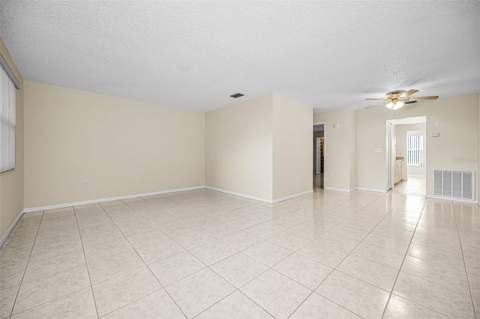 5750 80th Street #D101, St Petersburg FL - photo 6 of 27