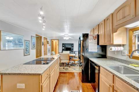 132 W Saint Lucia Loop, Apollo Beach FL - photo 9 of 55