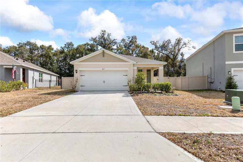 3 bedroom Single Family Residence at 407 Pelham Park Drive, Pelham Park Ph 3, Deland — photo 1