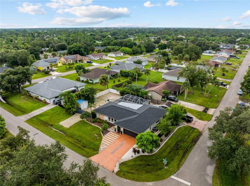 4 bedroom Single Family Residence at 20343 Rutherford Avenue, Port Charlotte Sec 026, Port Charlotte — photo 1
