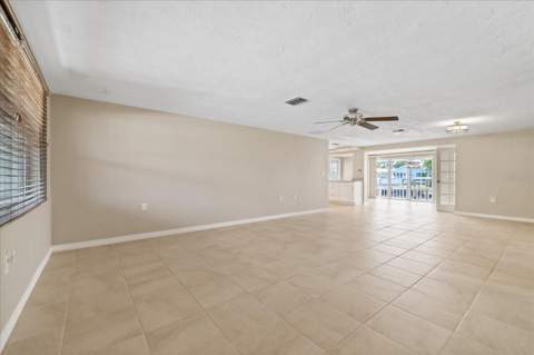 4933 Shell Stream Boulevard, New Port Richey FL - photo 10 of 76