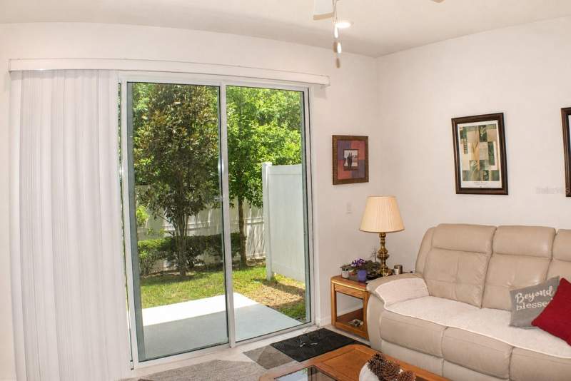 2 bedroom Townhouse at 19657 Shady Oak Drive, Oakstead Tonnbones, Land O Lakes — photo 3
