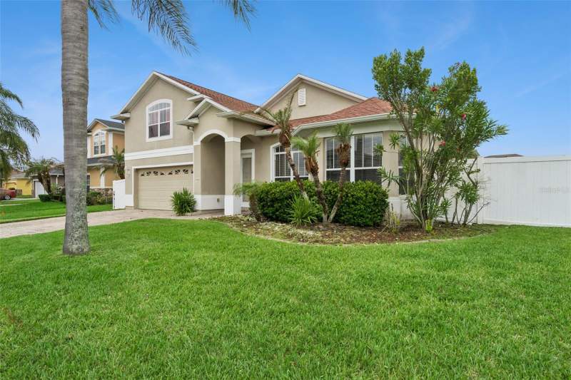 4 bedroom Single Family Residence at 1900 ACACIA DRIVE, BRIGHTON LANDINGS, KISSIMMEE — photo 3