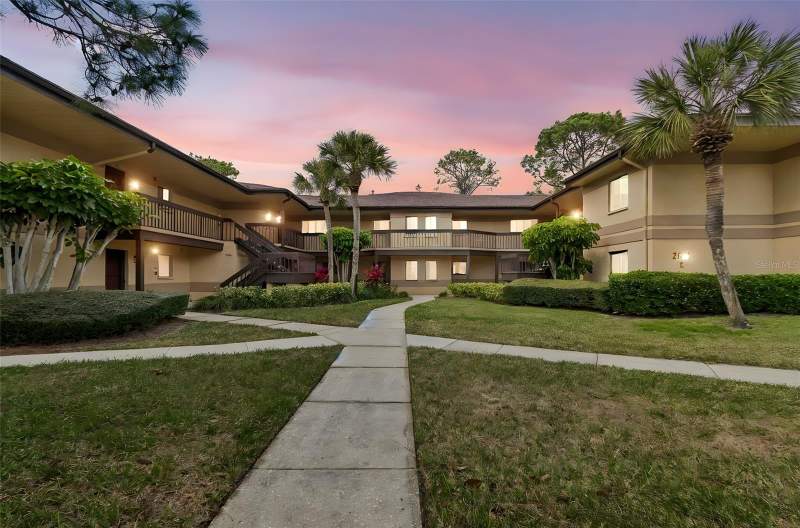 2 bedroom Condominium at 2679 Sabal Springs Circle #102, Misty Spgs Condo, Clearwater — photo 2