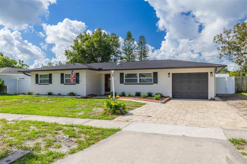 2 bedroom Single Family Residence at 1673 CAMBRIDGE DRIVE, WOODRIDGE, CLEARWATER — photo 1