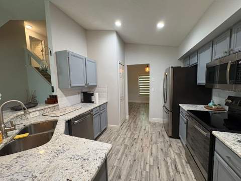 2791 Picadilly Circle, Kissimmee FL - photo 11 of 32