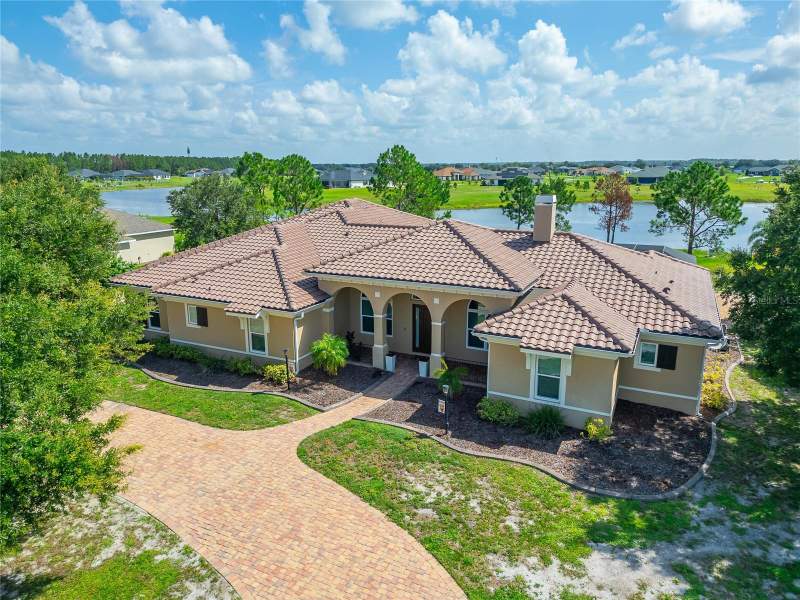 5 bedroom Single Family Residence at 5207 LAKE VENICE DRIVE, RIVERRANCH PRESERVE, WIMAUMA — photo 2