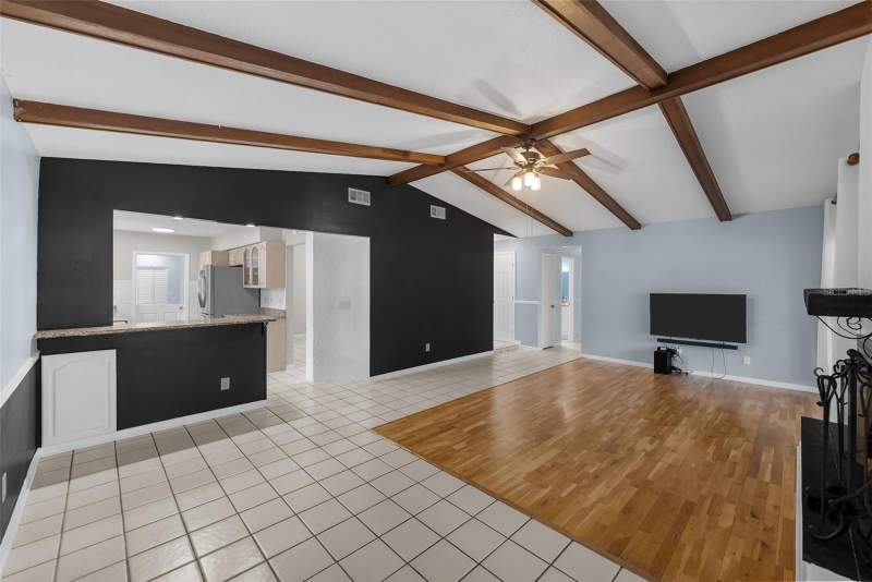 4 bedroom Single Family Residence at 7002 APPLEWOOD COURT, TOWNN COUNTRY PARK UNIT 33, TAMPA — photo 5
