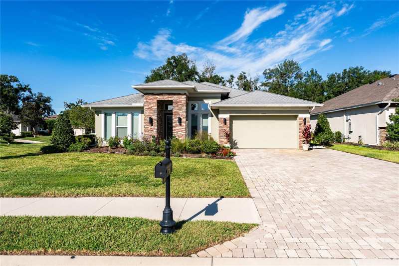 4 bedroom Single Family Residence at 13303 Trailing Moss Drive, Lake Jovita Golf And Country Club, Dade City — photo 1