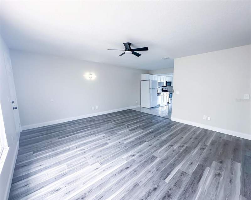 2 bedroom Townhouse at 15 W COUNTRY COVE, COUNTRY COVE VILLAS, KISSIMMEE — photo 2