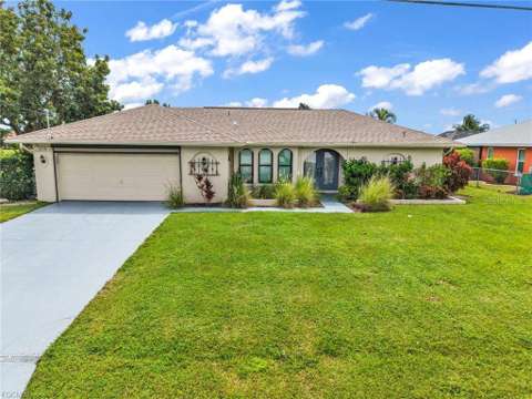 216 SE 30Th Terrace, home for sale in Cape Coral 33904