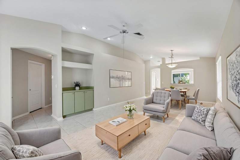 3 bedroom Single Family Residence at 8309 Quarter Horse Drive, Parkway Center Single Family P, Riverview — photo 3