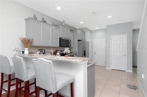 9216 Hillcroft Drive, Riverview FL - photo 10 of 45