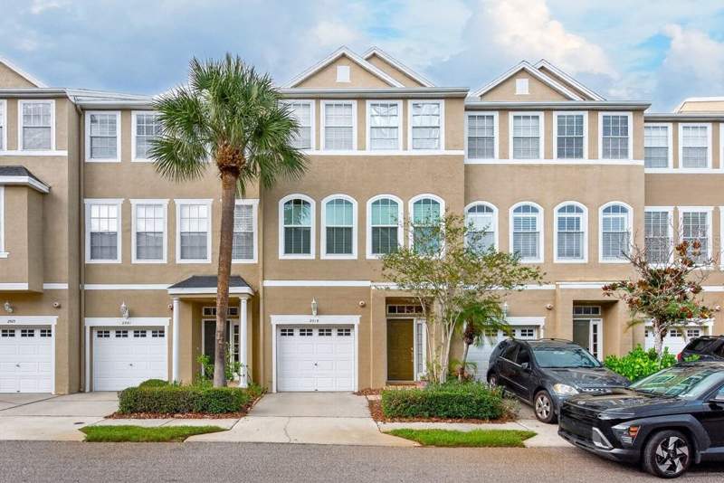 Bayshore Pointe Townhomes Phas