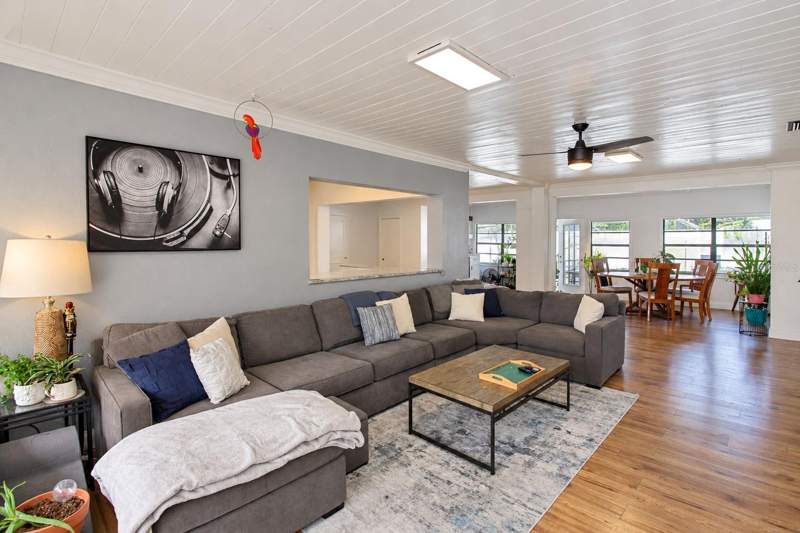 4 bedroom Single Family Residence at 1204 E North Street, Tampa, Tampa — photo 3
