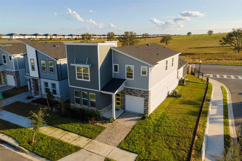 6 bedroom Single Family Residence at 9148 Driftwood Path, Solara Ph 3 Rep, Kissimmee — photo 2