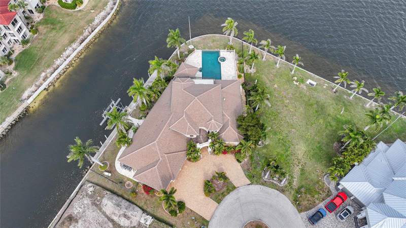 4 bedroom Single Family Residence at 3 Hibiscus Drive, Punta Gorda Isles Sec 04, Punta Gorda — photo 5