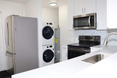 2113 La Due Court, Orlando FL - photo 8 of 37