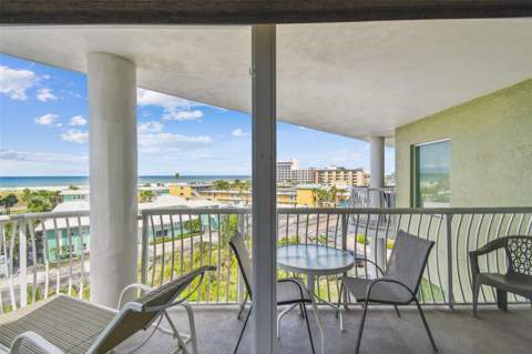 11605 Gulf Boulevard #506, Treasure Island FL - photo 8 of 71