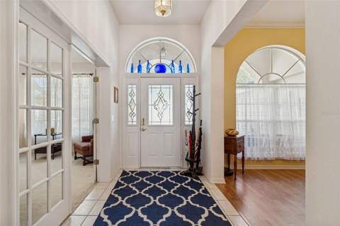 928 Oakview Road, Tarpon Springs FL - photo 6 of 6