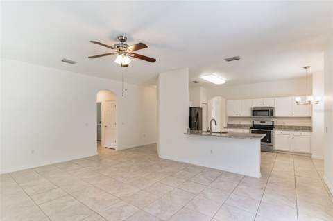 2433 Huron Circle, Kissimmee FL - photo 10 of 29