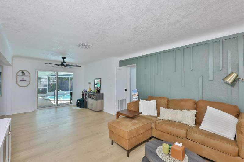 3 bedroom Single Family Residence at 8391 59th Lane, Harmony Heights Sec 6, Pinellas Park — photo 3