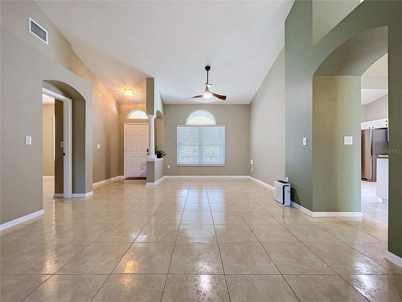 4 bedroom Single Family Residence at 4209 Amber Ridge Lane, Copper Ridge Tr C, Valrico — photo 4