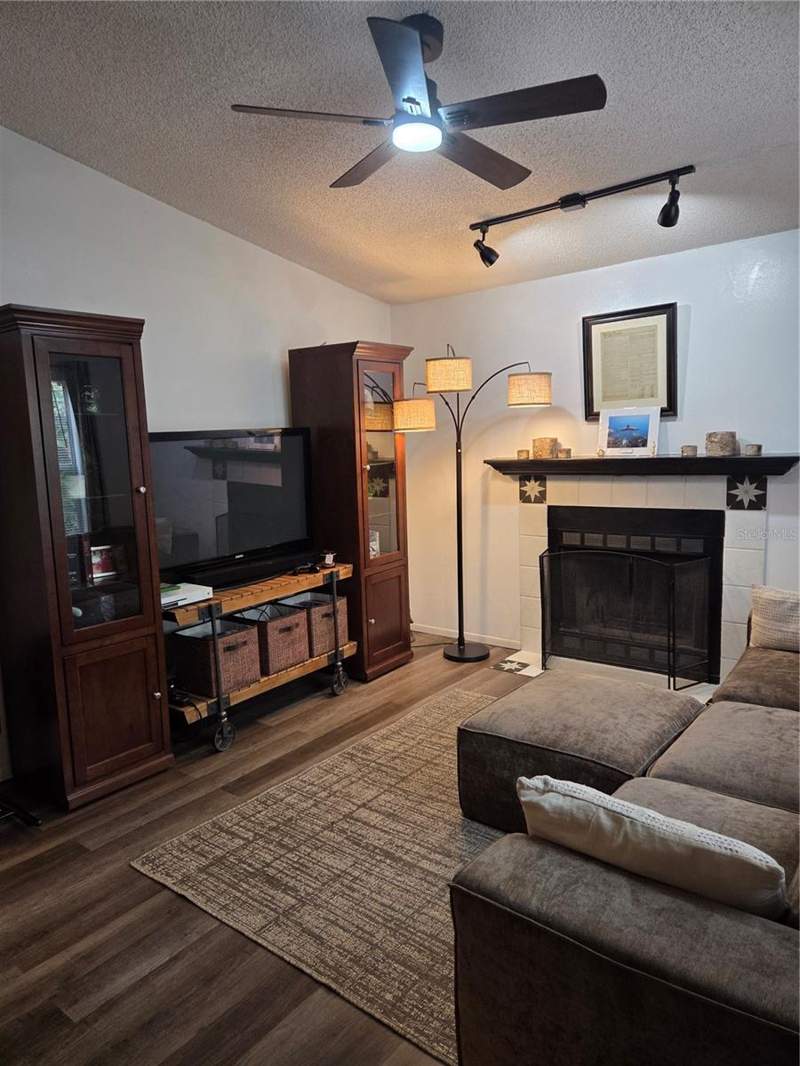 2 bedroom Condominium at 4033 Dream Oak Place #203, North Oaks Condo III, Tampa — photo 4