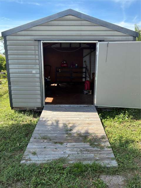 90 Harwich Circle, Englewood FL - photo 21 of 29