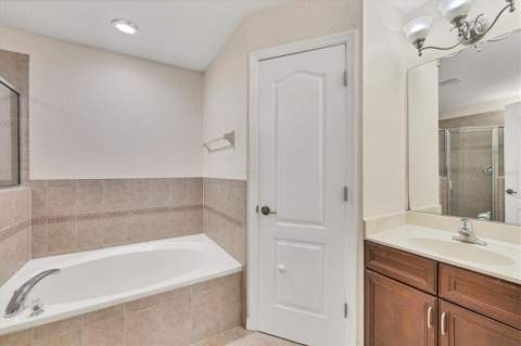 15117 Lyneburg Avenue, Port Charlotte FL - photo 13 of 73