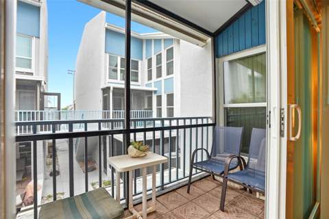 320 Medallion Boulevard #H, Madeira Beach FL - photo 14 of 38