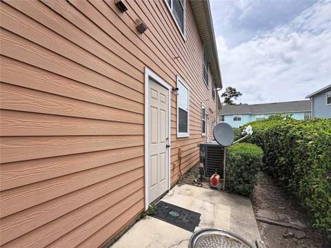 3920 SW 20th Avenue #1306, Gainesville FL - photo 22 of 36