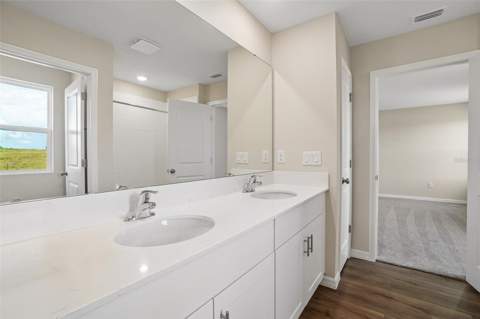 36564 Sagemoor Drive, Zephyrhills FL - photo 7 of 42
