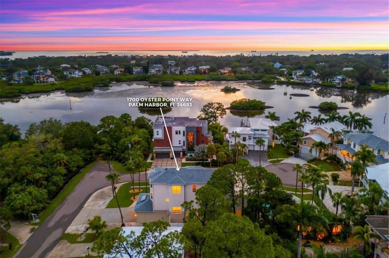 4 bedroom Single Family Residence at 1700 Oyster Point Way, Oyster Point Sub, Palm Harbor — photo 2