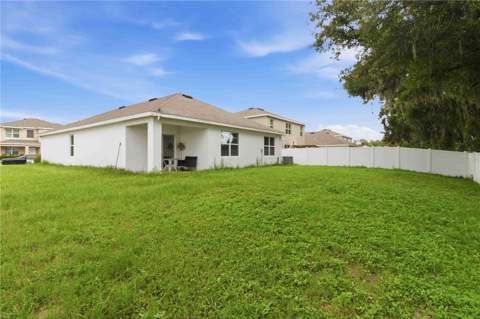 1702 Johnson Pointe Drive, Plant City FL - photo 24 of 27