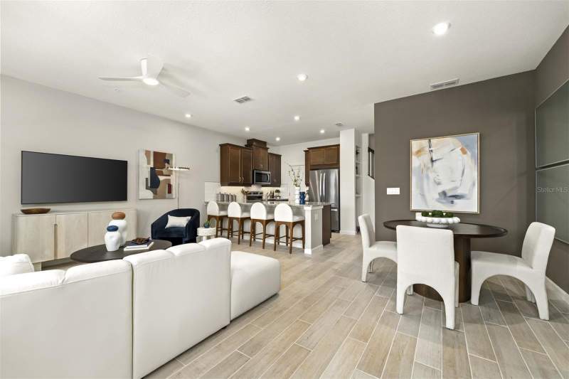 3 bedroom Townhouse at 9868 Walkway Drive, Meridian Parks Phase 6, Orlando — photo 4