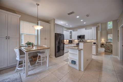 901 Wynbrook Lane, Deland FL - photo 10 of 41