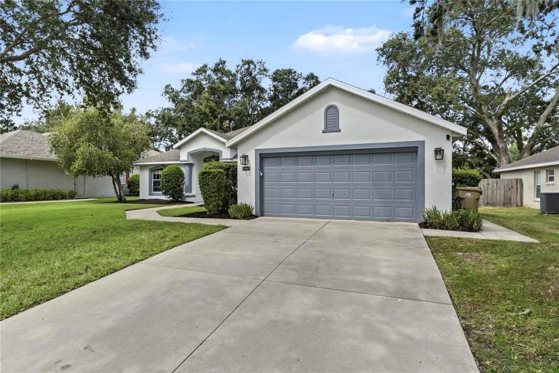 3 bedroom Single Family Residence at 10427 Pleasant View Drive, Oakmont At Silver Lake Sub, Leesburg — photo 3
