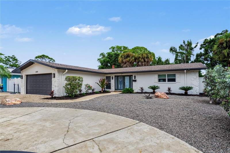 3 bedroom Single Family Residence at 6342 31st Street, Hanna Park, St Petersburg — photo 3