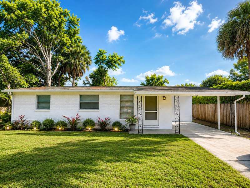 3 bedroom Single Family Residence at 2318 E 111th Ave, Sherwood Heights Unit 3, Tampa — photo 1