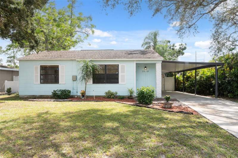 2 bedroom Single Family Residence at 3918 W Fig Street, North Bon Air, Tampa — photo 2