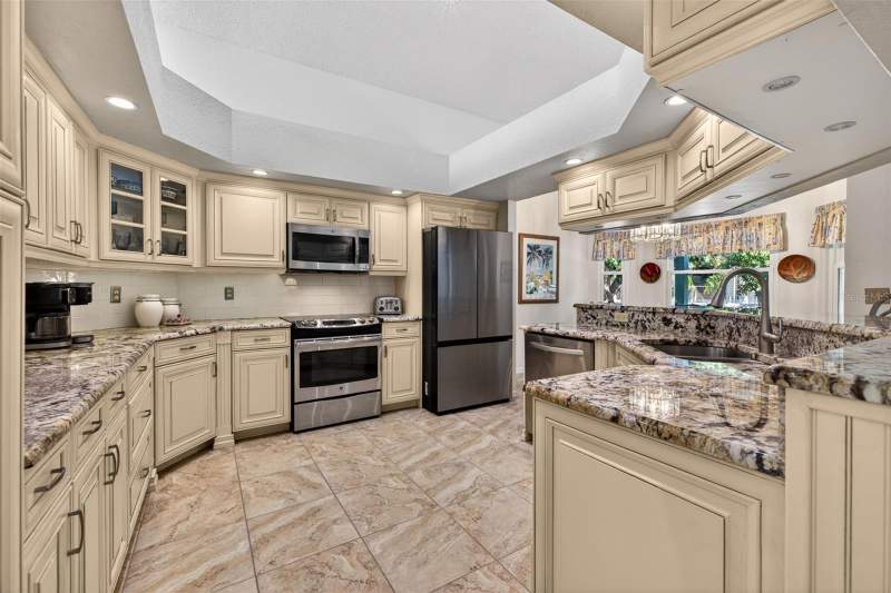 3 bedroom Single Family Residence at 615 Monte Cristo Boulevard, Tierra Verde Unit 1 4th Rep, Tierra Verde — photo 5