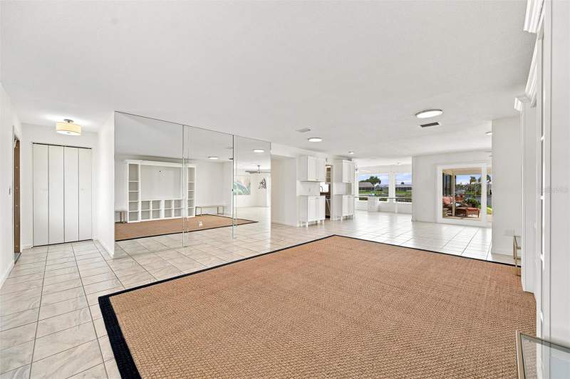 3 bedroom Single Family Residence at 1811 Milford Circle, Del Webbs Sun City Florida Un, Sun City Center — photo 5